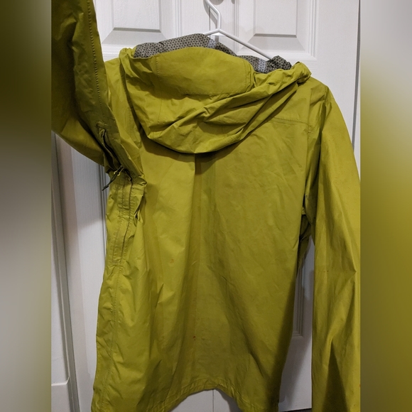 Mountain Hardware Rain Jacket - Men's Small - Picture 4 of 5